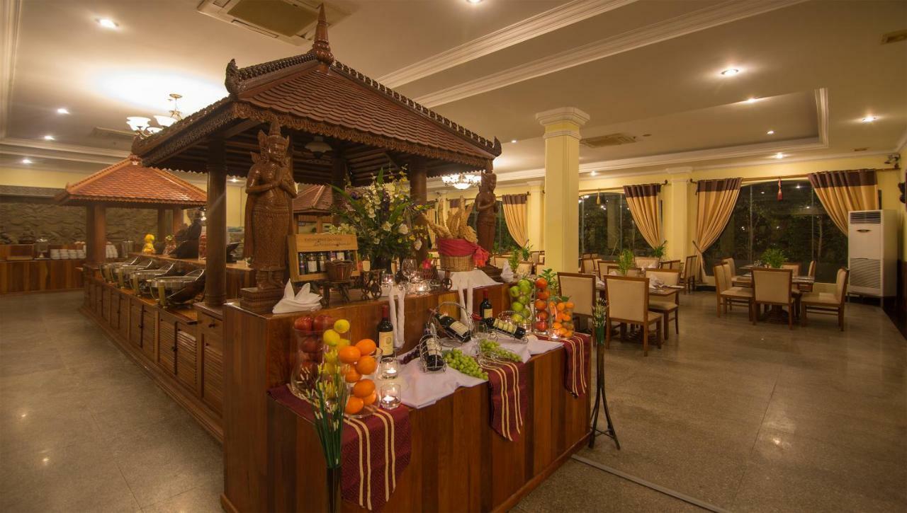 Hotel Somadevi Angkor Resort & Spa Siem Reap Exteriör bild